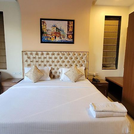 Hotel Jmd Residency Nuova Delhi Esterno foto