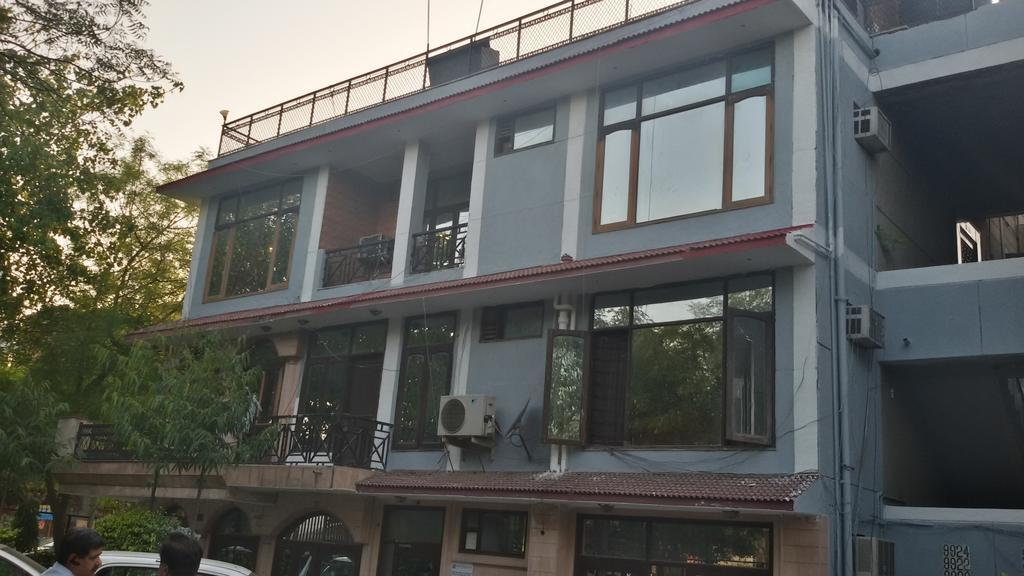 Hotel Jmd Residency Nuova Delhi Esterno foto